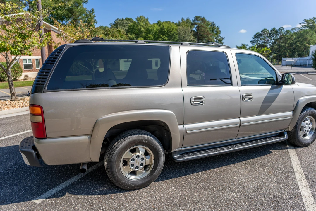 2001 Chevrolet Suburban 9th Gen - Image 31 of 31