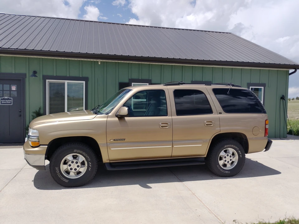 2001 Chevrolet Tahoe 2nd Gen - Image 8 of 31