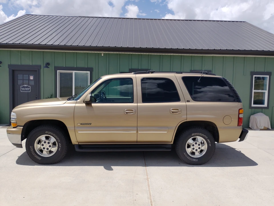2001 Chevrolet Tahoe 2nd Gen - Image 9 of 31