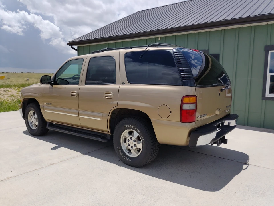 2001 Chevrolet Tahoe 2nd Gen - Image 12 of 31