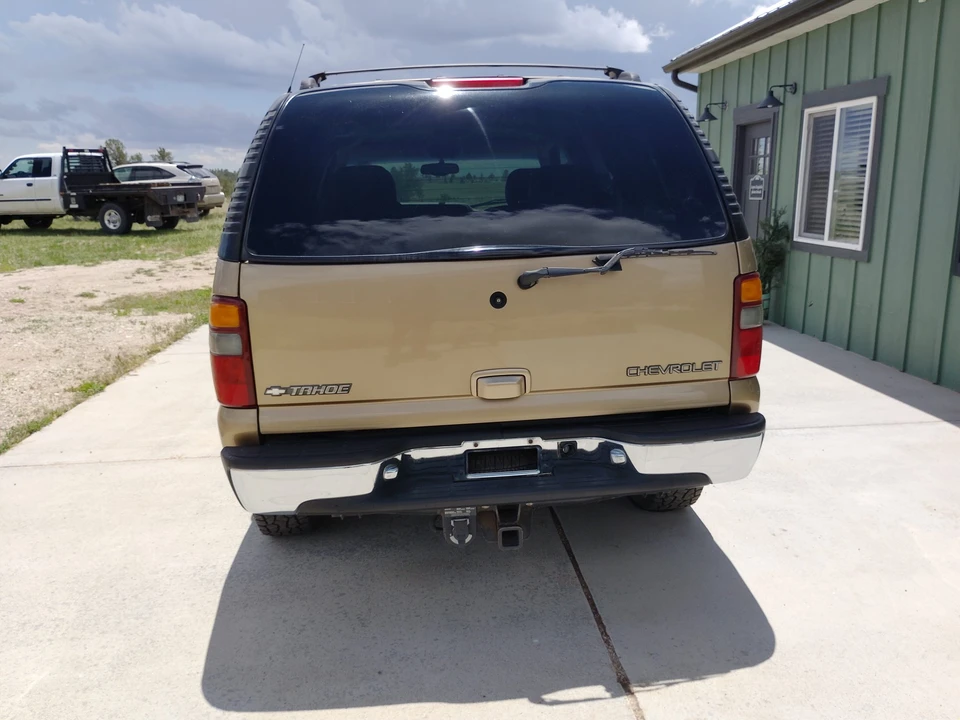 2001 Chevrolet Tahoe 2nd Gen - Image 16 of 31