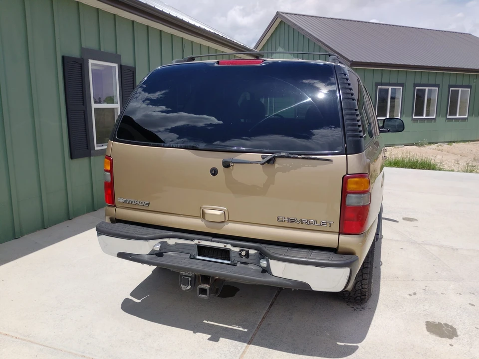 2001 Chevrolet Tahoe 2nd Gen - Image 18 of 31