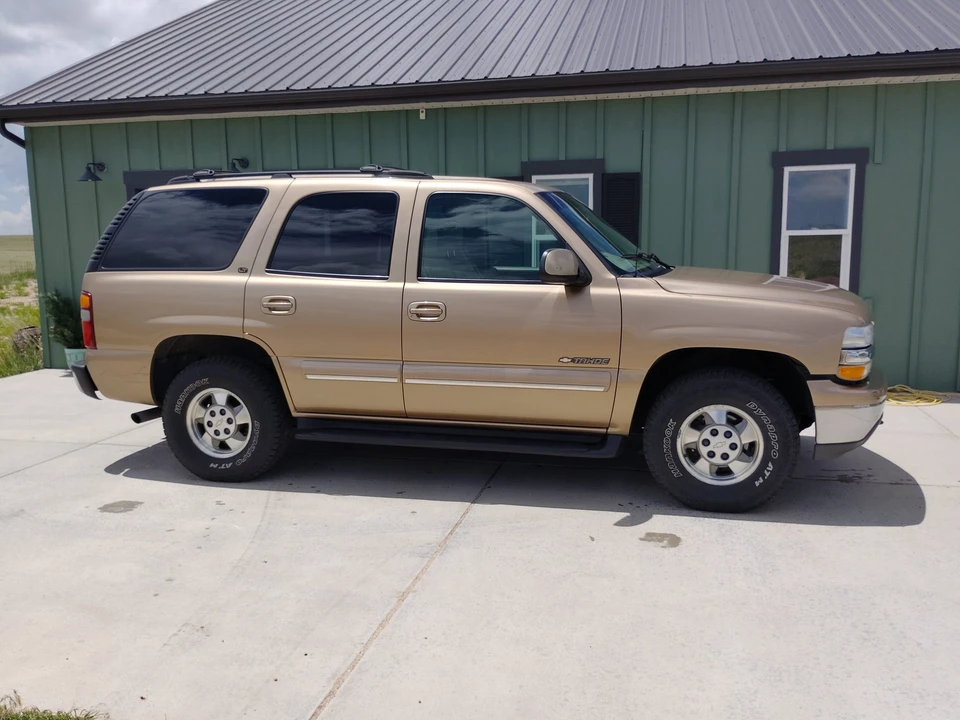 2001 Chevrolet Tahoe 2nd Gen - Image 26 of 31