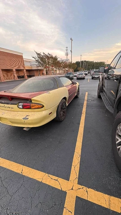 2001 Chevrolet Camaro 4th Gen - Image 2 of 3