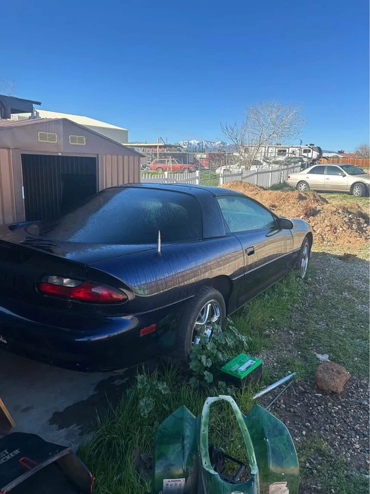 2001 Chevrolet Camaro 4th Gen - Image 2 of 5