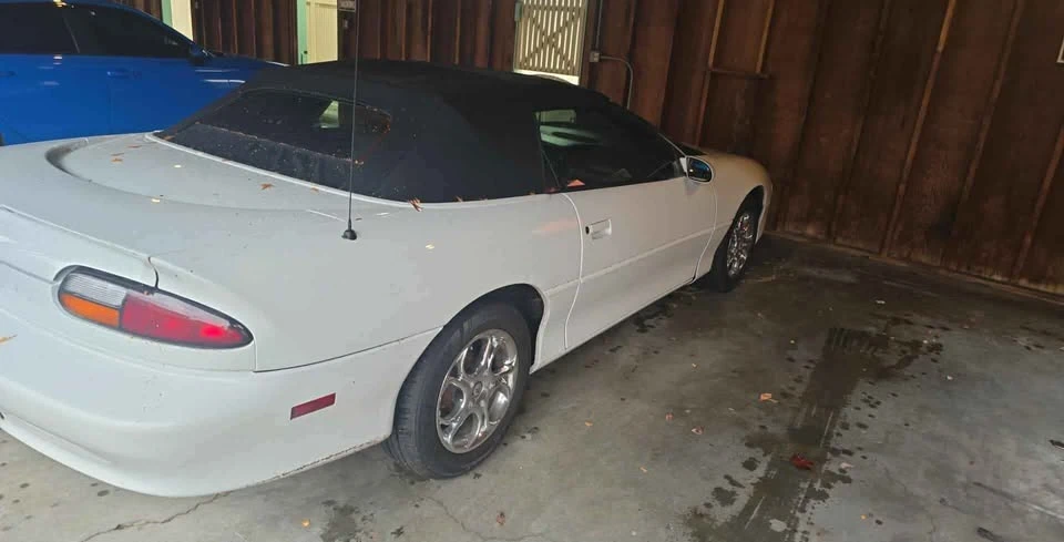 2001 Chevrolet Camaro 4th Gen - Image 3 of 3