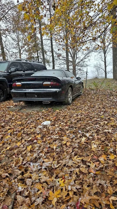 2001 Chevrolet Camaro 4th Gen - Image 2 of 5