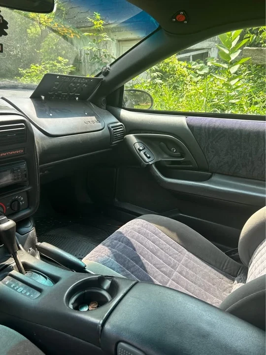 2001 Chevrolet Camaro 4th Gen - Image 6 of 9