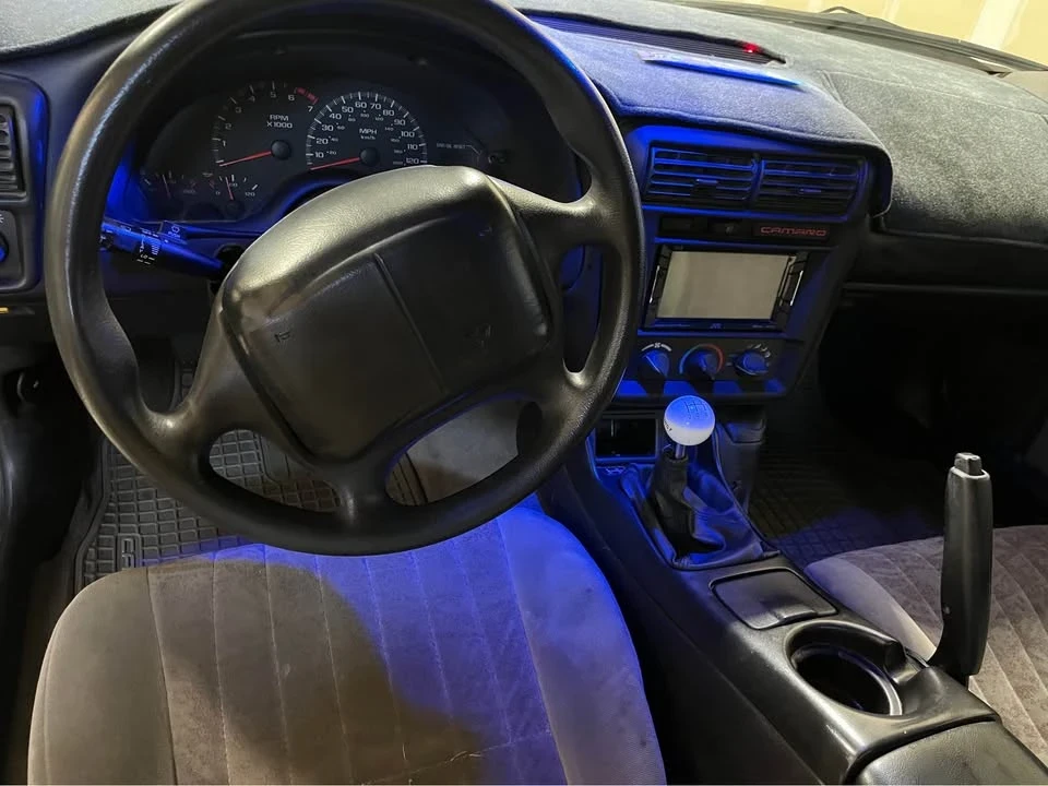 2001 Chevrolet Camaro 4th Gen - Image 8 of 14