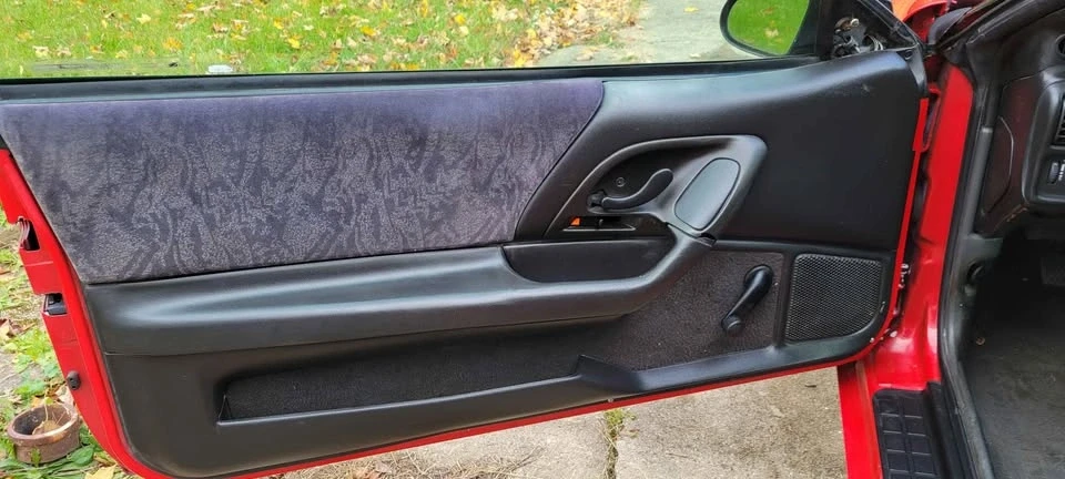 2001 Chevrolet Camaro 4th Gen - Image 12 of 13