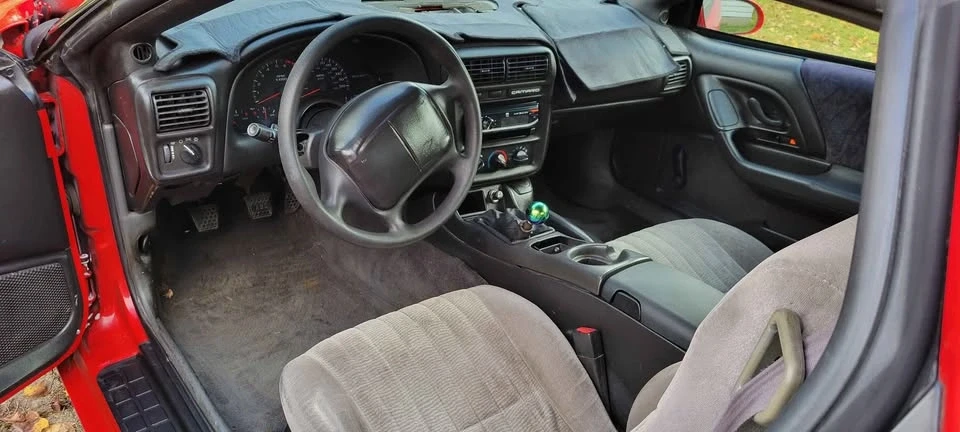 2001 Chevrolet Camaro 4th Gen - Image 8 of 13