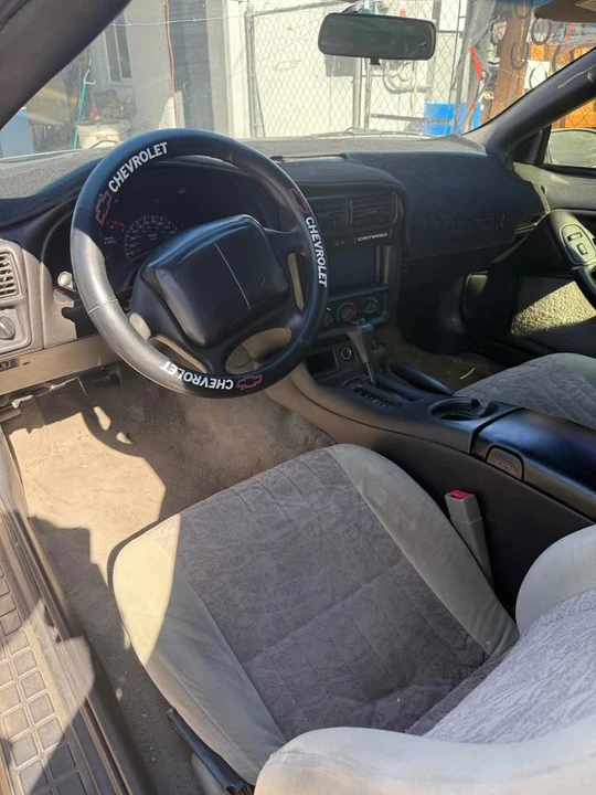 2001 Chevrolet Camaro 4th Gen - Image 6 of 8