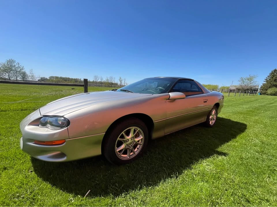 2001 Chevrolet Camaro 4th Gen - Image 2 of 20
