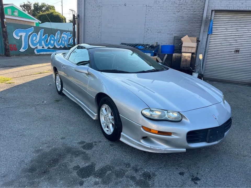 2001 Chevrolet Camaro 4th Gen - Image 2 of 10