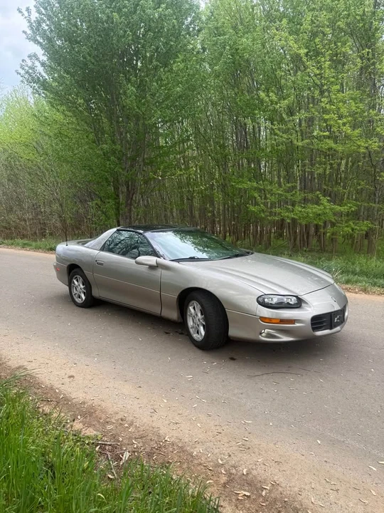 2001 Chevrolet Camaro 4th Gen - Image 3 of 7