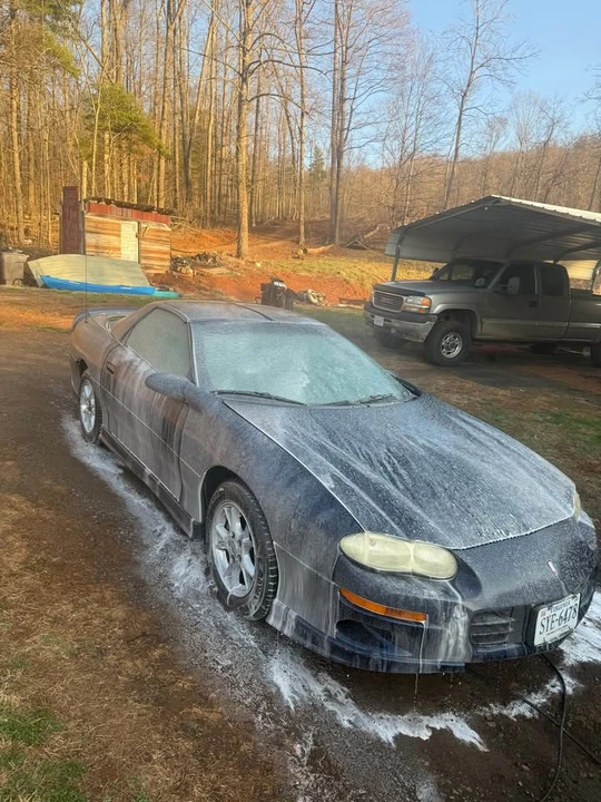 2001 Chevrolet Camaro 4th Gen - Image 2 of 9