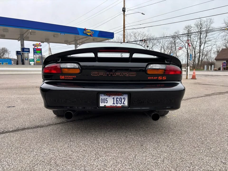 2001 Chevrolet Camaro SS 4th Gen - Image 9 of 17