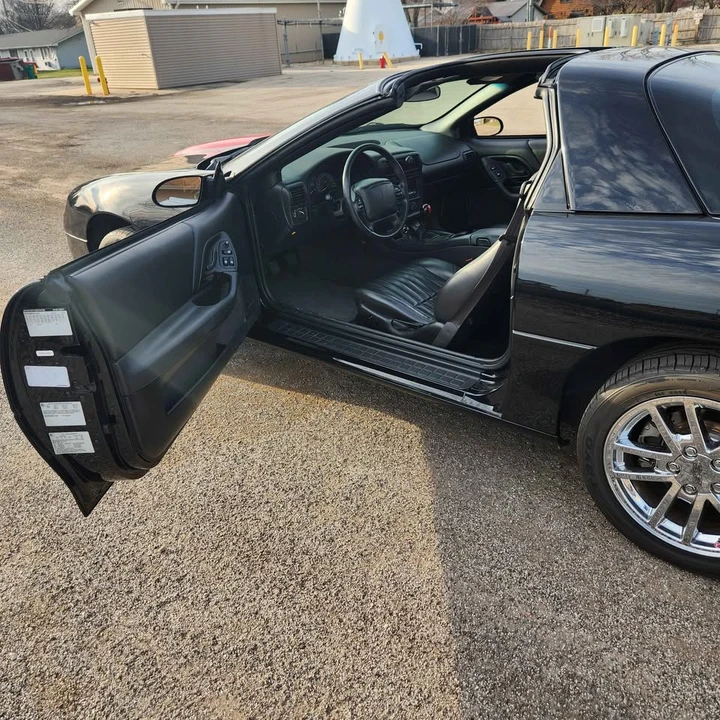 2001 Chevrolet Camaro SS 4th Gen - Image 6 of 9