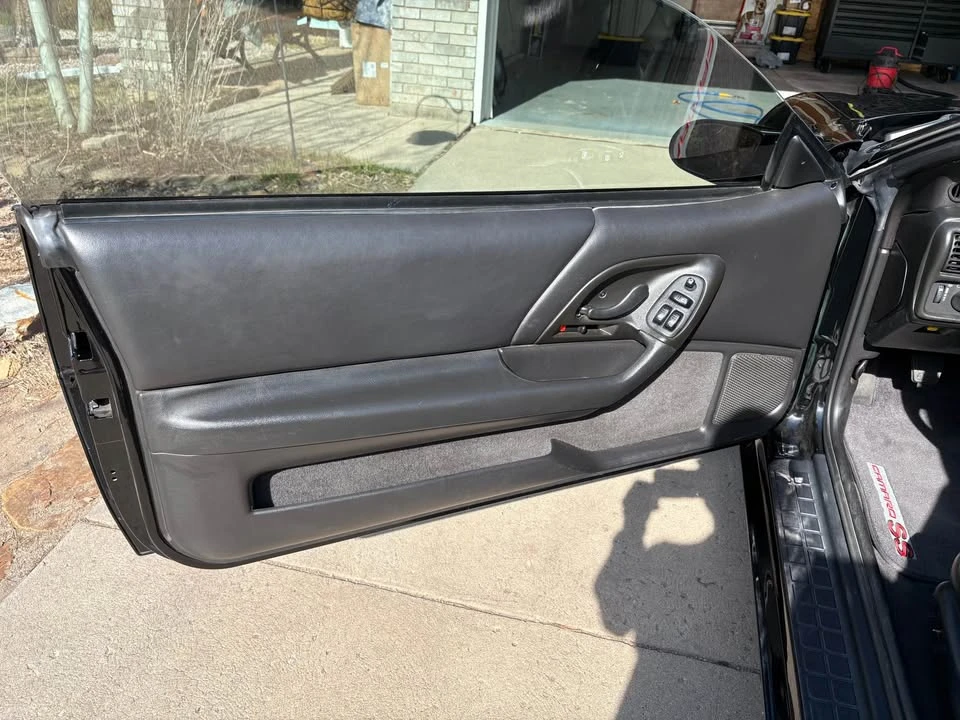 2001 Chevrolet Camaro SS 4th Gen - Image 7 of 20