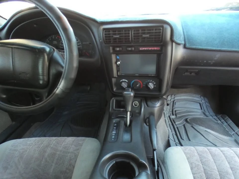 2001 Chevrolet Camaro 4th Gen - Image 14 of 18