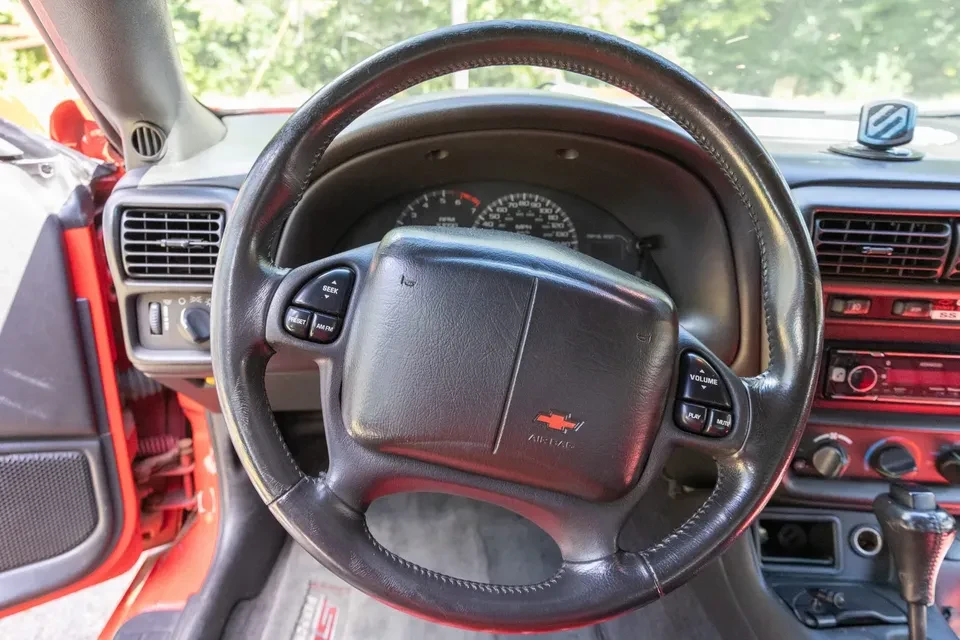 2001 Chevrolet Camaro SS 4th Gen - Image 10 of 14