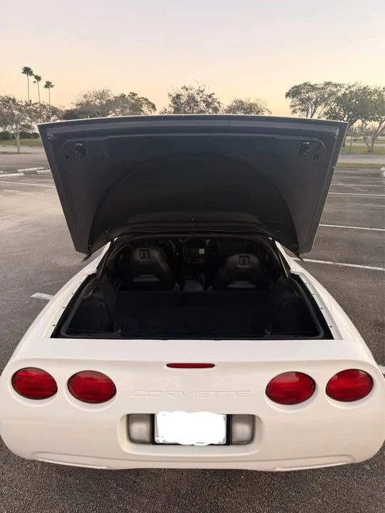 2001 Chevrolet Corvette C5 - Image 9 of 16
