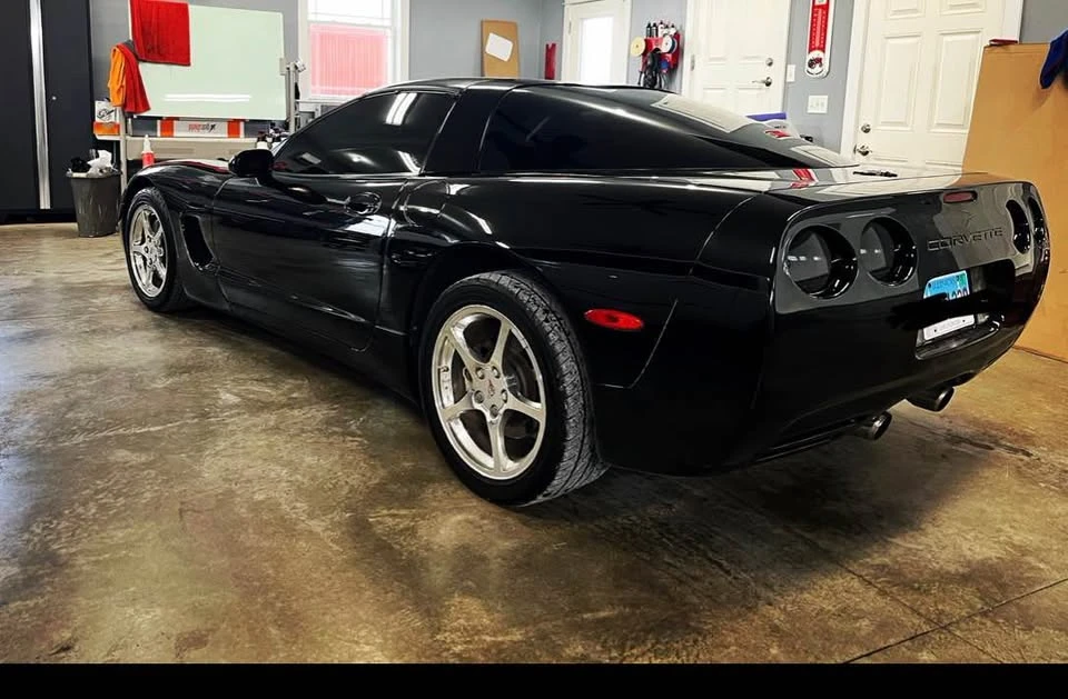 2001 Chevrolet Corvette C5 - Image 2 of 5