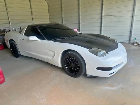 2001 Chevrolet Corvette Base