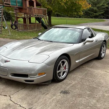 2001 Chevrolet Corvette C5 LS1 Base