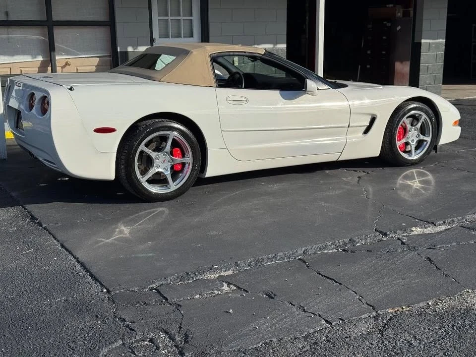 2001 Chevrolet Corvette C5 - Image 6 of 7
