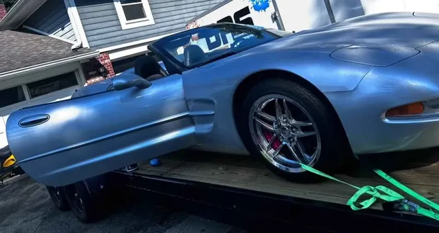 2001 Chevrolet Corvette C5 - Image 2 of 15