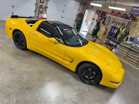 2001 Chevrolet Corvette Coupe
