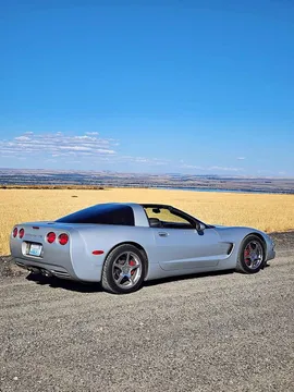 2001 Chevrolet Corvette Coupe