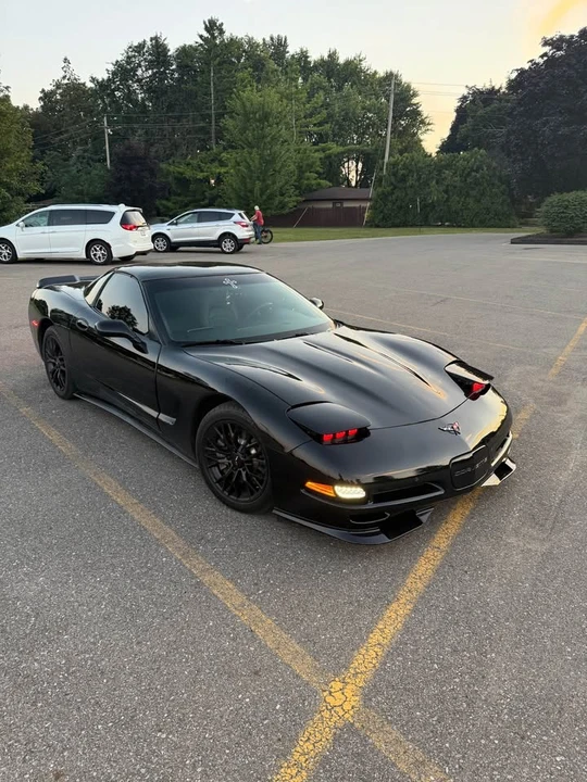 2001 Chevrolet Corvette C5 - Image 2 of 17