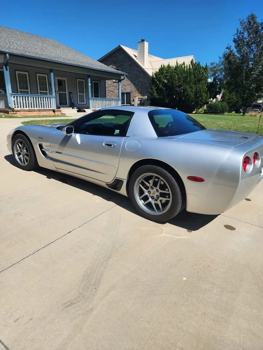 2001 Chevrolet Corvette C5 Z06 - Image 2 of 13