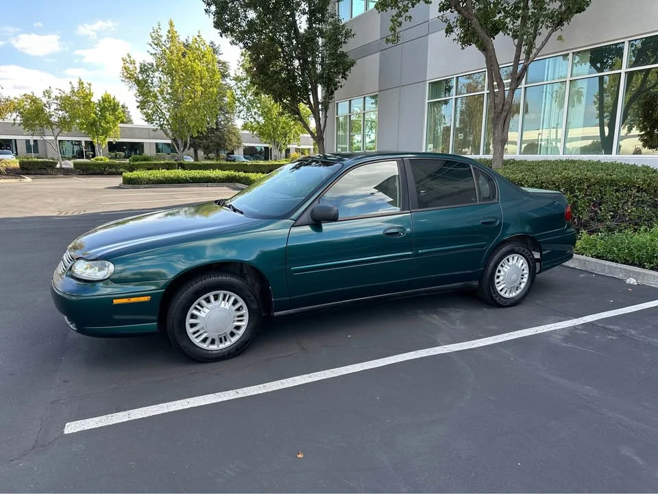 2001 Chevrolet Malibu - Image 2 of 11