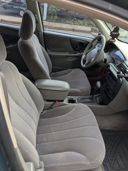 2001 Chevrolet Malibu - Image 8 of 20