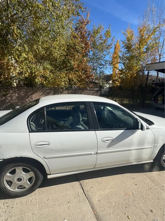 2001 Chevrolet Malibu - Image 2 of 17