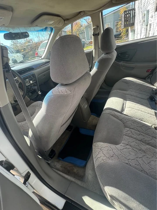 2001 Chevrolet Malibu - Image 12 of 17