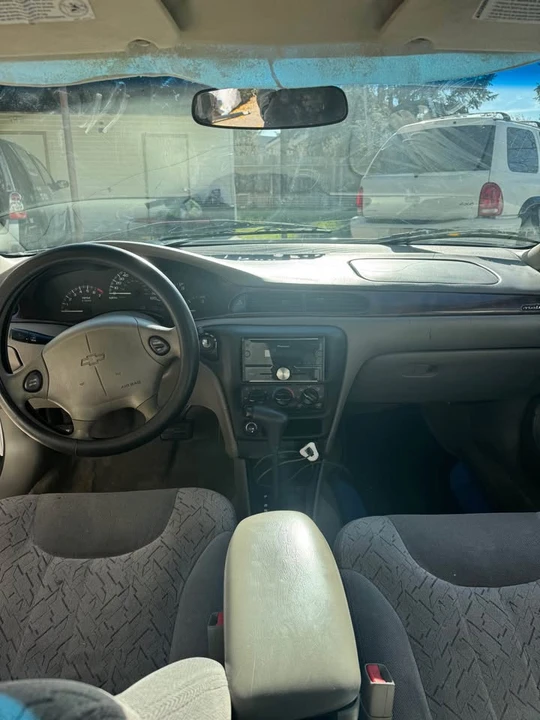 2001 Chevrolet Malibu - Image 11 of 17