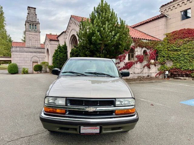 2001 Chevrolet S-10 - Image 3 of 19