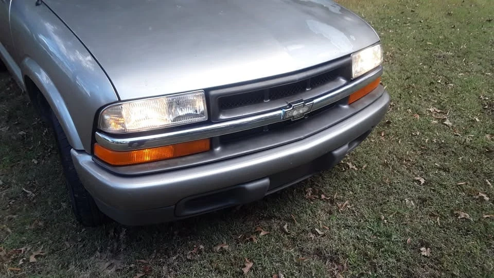 2001 Chevrolet S-10 - Image 3 of 14