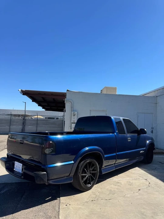 2001 Chevrolet S-10 - Image 6 of 13