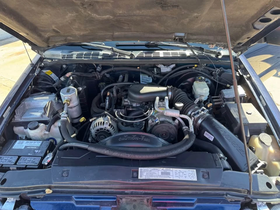 2001 Chevrolet S-10 - Image 8 of 13