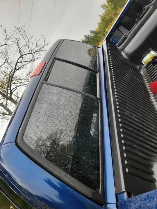 2001 Chevrolet S-10 - Image 10 of 14