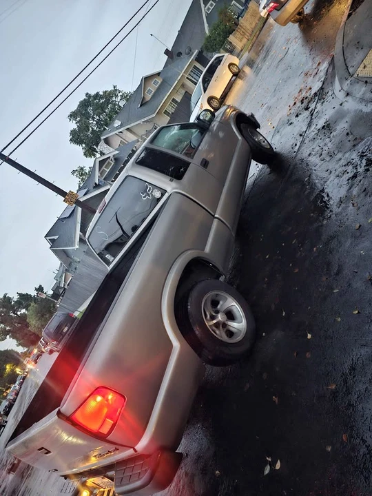 2001 Chevrolet S-10 - Image 7 of 7