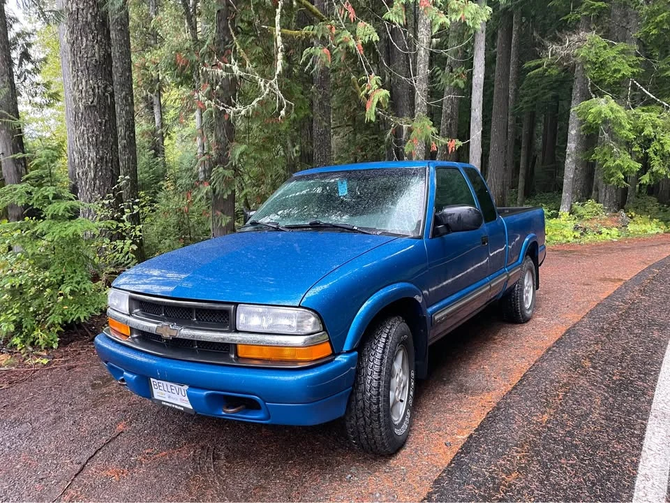 2001 Chevrolet S-10 - Image 3 of 6