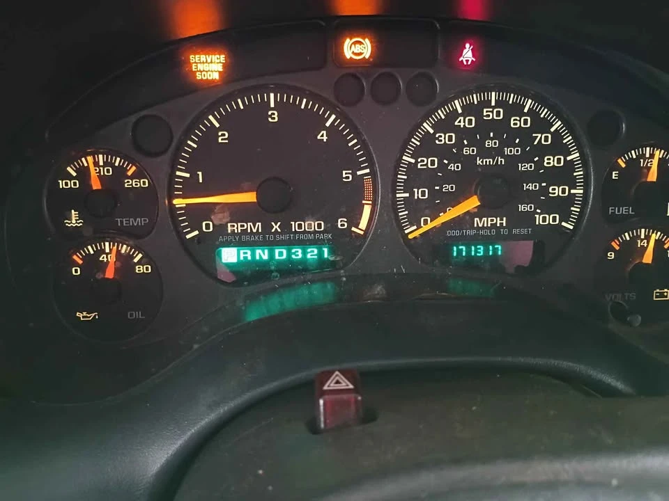 2001 Chevrolet S-10 - Image 2 of 6