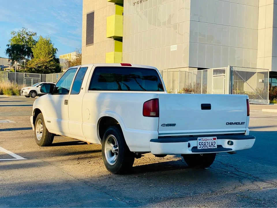 2001 Chevrolet S-10 Blazer 2nd Gen - Image 6 of 18