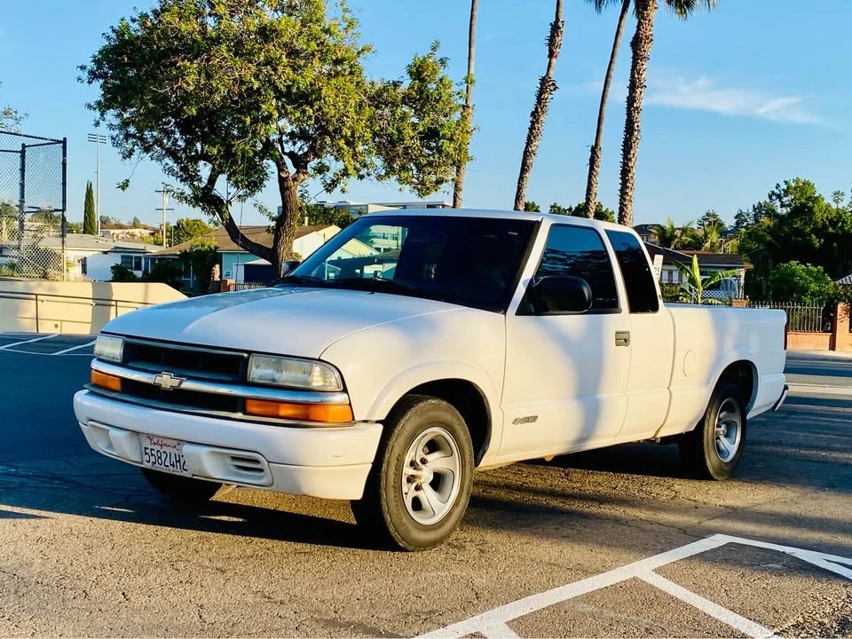 2001 Chevrolet S-10 Blazer 2nd Gen - Image 8 of 18